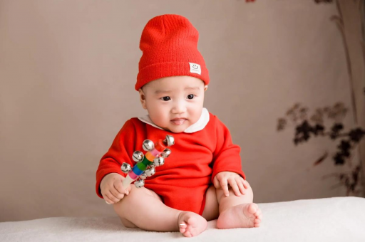 黔南3个月宝宝翻身